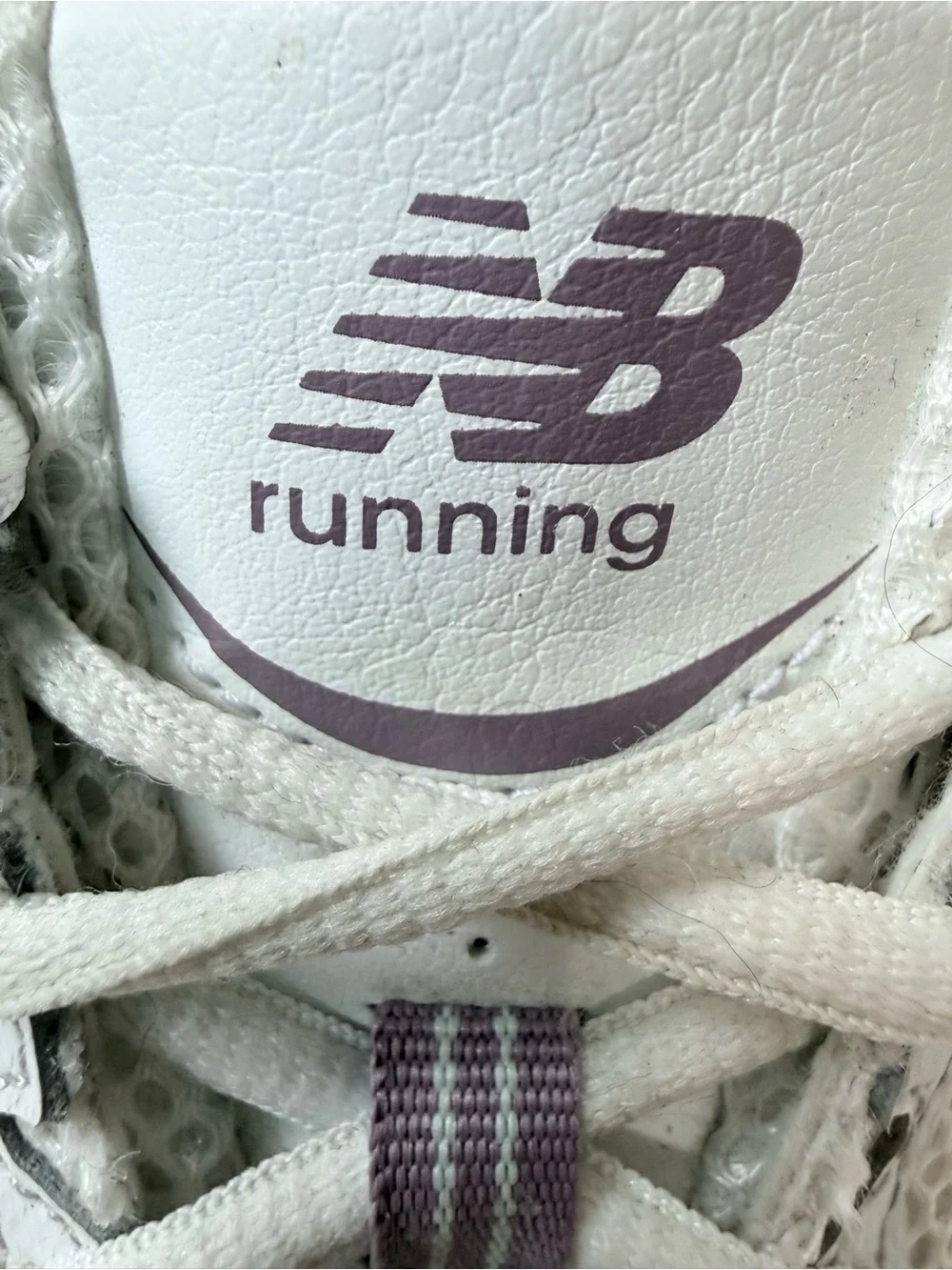 New Balance Women's White and Light Mauve Mesh Running Sneakers